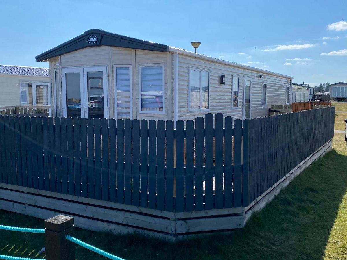 Beachfront Lodge, Lossiemouth Bay 외부 사진