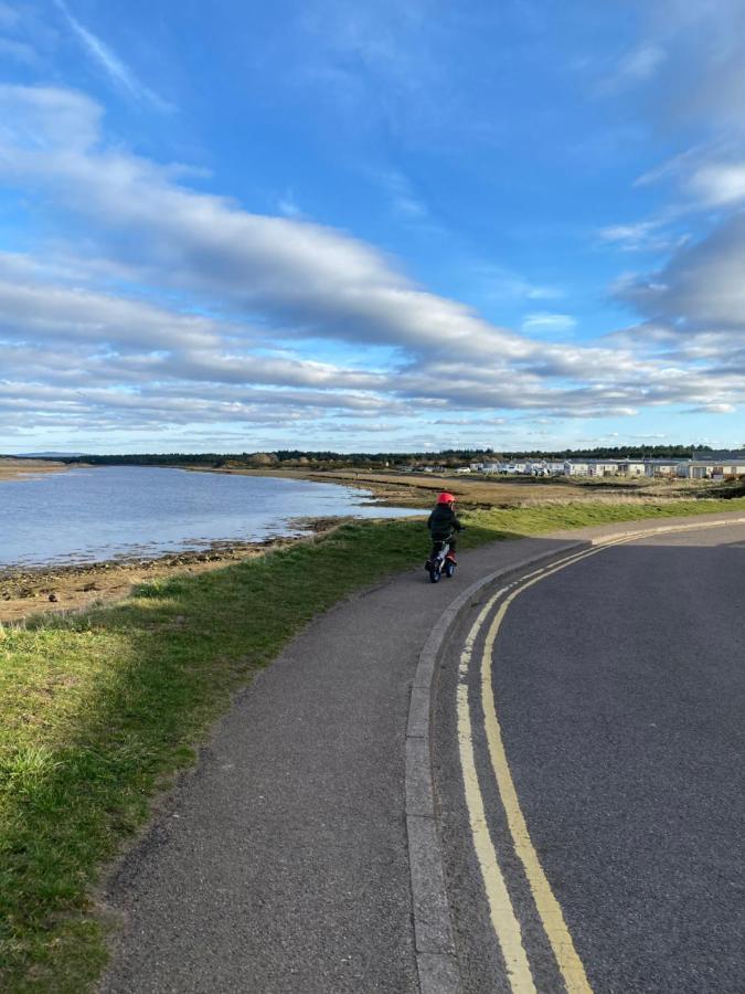 Beachfront Lodge, Lossiemouth Bay 외부 사진